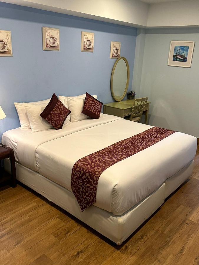 Hotel The One Sabai Living Pattaya Extérieur photo