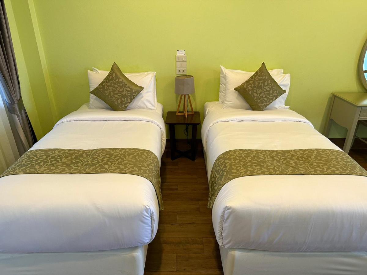 Hotel The One Sabai Living Pattaya Extérieur photo